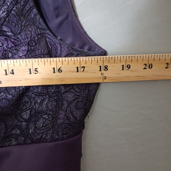 R&M Richards Women’s Two-Piece Lace Overlay Dress with Jacket Purple Sz 8 - Picture 4 of 11